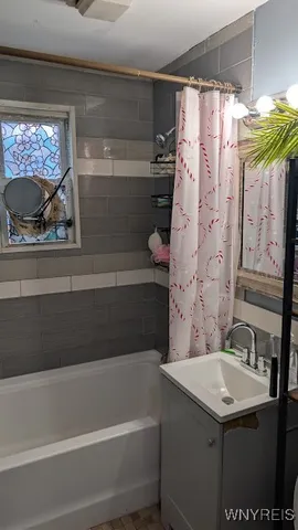 $219,900 | 18 Pyle Court, Unit 14, Tonawanda, NY 14150