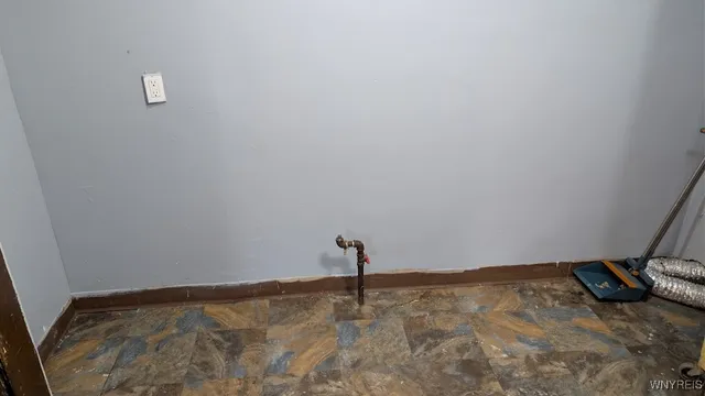 $219,900 | 18 Pyle Court, Unit 14, Tonawanda, NY 14150