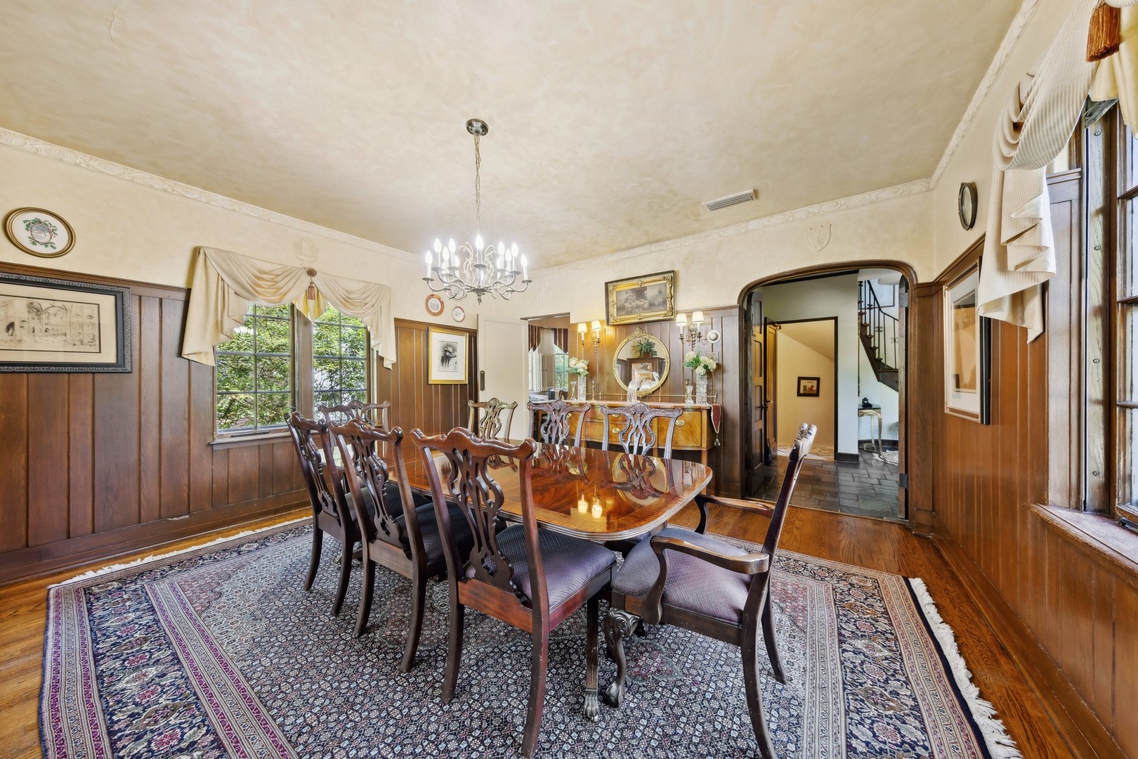 719 South County Line Road Hinsdale, IL 60521 - Photo 13 of 52 a view of a dining room with furniture window and wooden floor