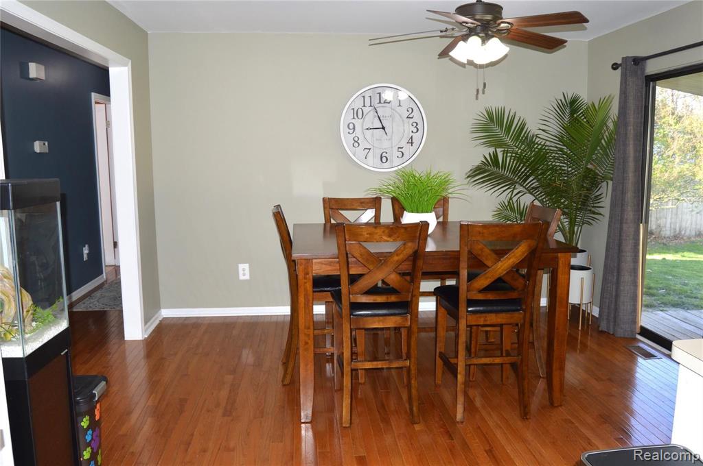 3312 Hessel Avenue Rochester Hills, MI 48307 - Photo 5 of 25