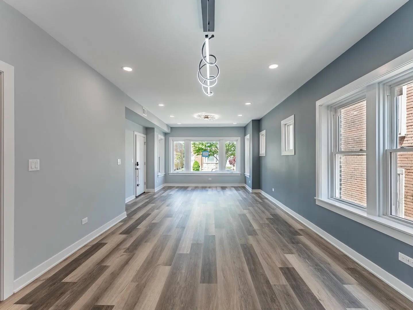 5131 West Roscoe Street, Unit 2 Chicago, IL 60641 - Photo 6 of 22