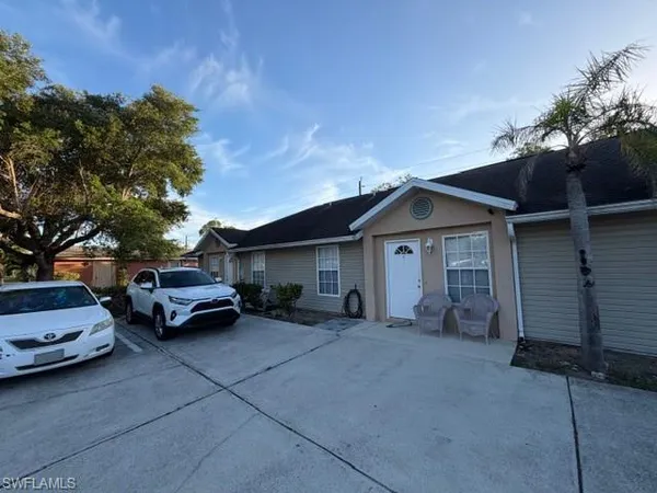 $1,095,000 | 2779 Tropicana Boulevard, Naples, FL 34116