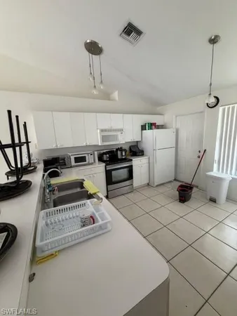 $1,095,000 | 2779 Tropicana Boulevard, Naples, FL 34116