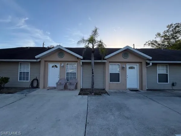 $1,095,000 | 2779 Tropicana Boulevard, Naples, FL 34116