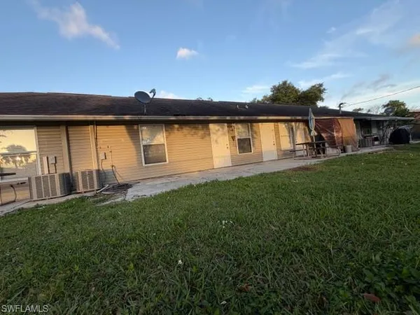 $1,095,000 | 2779 Tropicana Boulevard, Naples, FL 34116