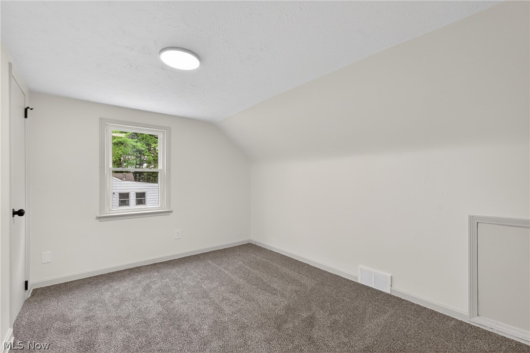 1865 Knight Road Akron, OH 44306 - Photo 20 of 50