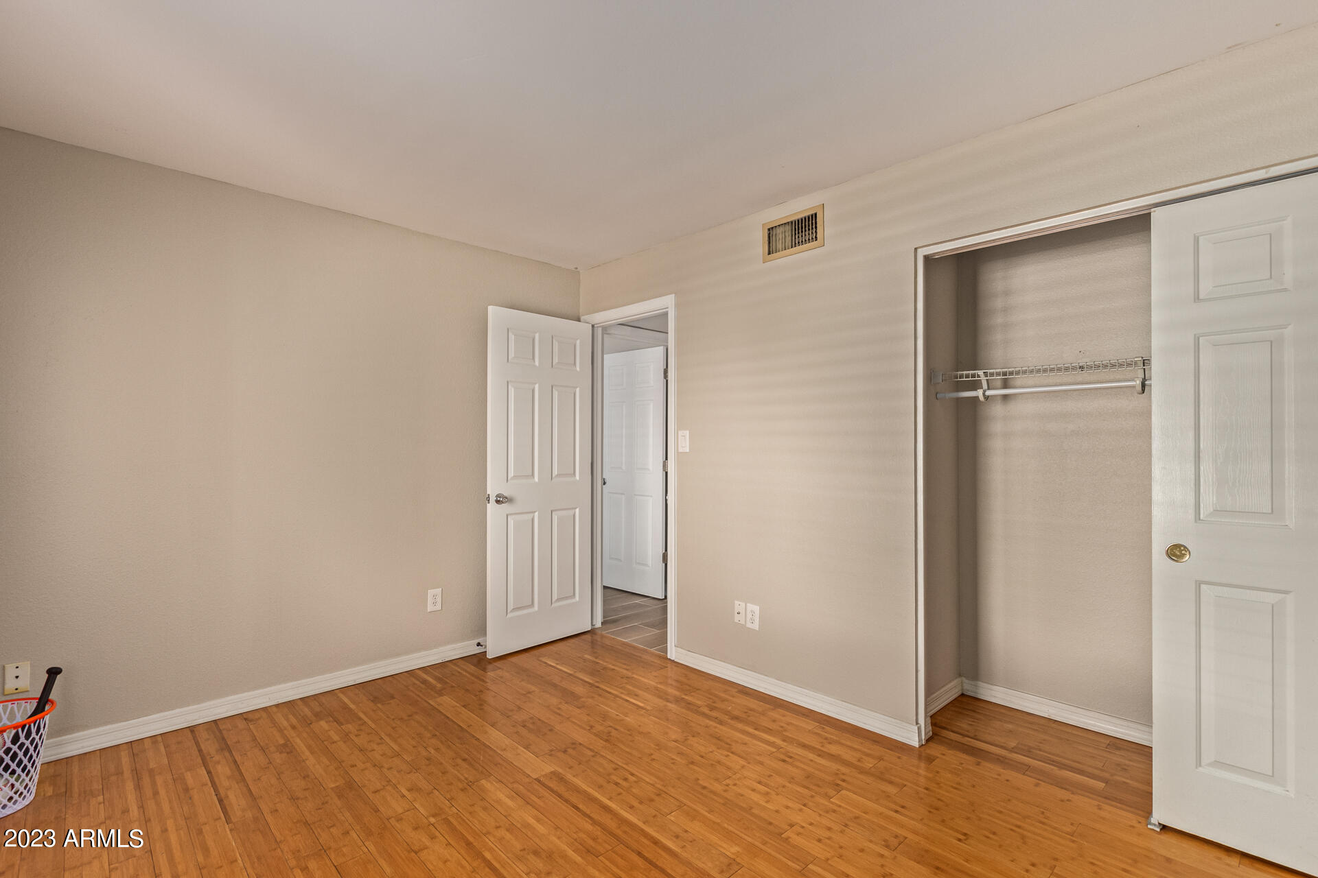 2104 South Beverly Mesa, AZ 85210 - Photo 19 of 27 24-Beverly