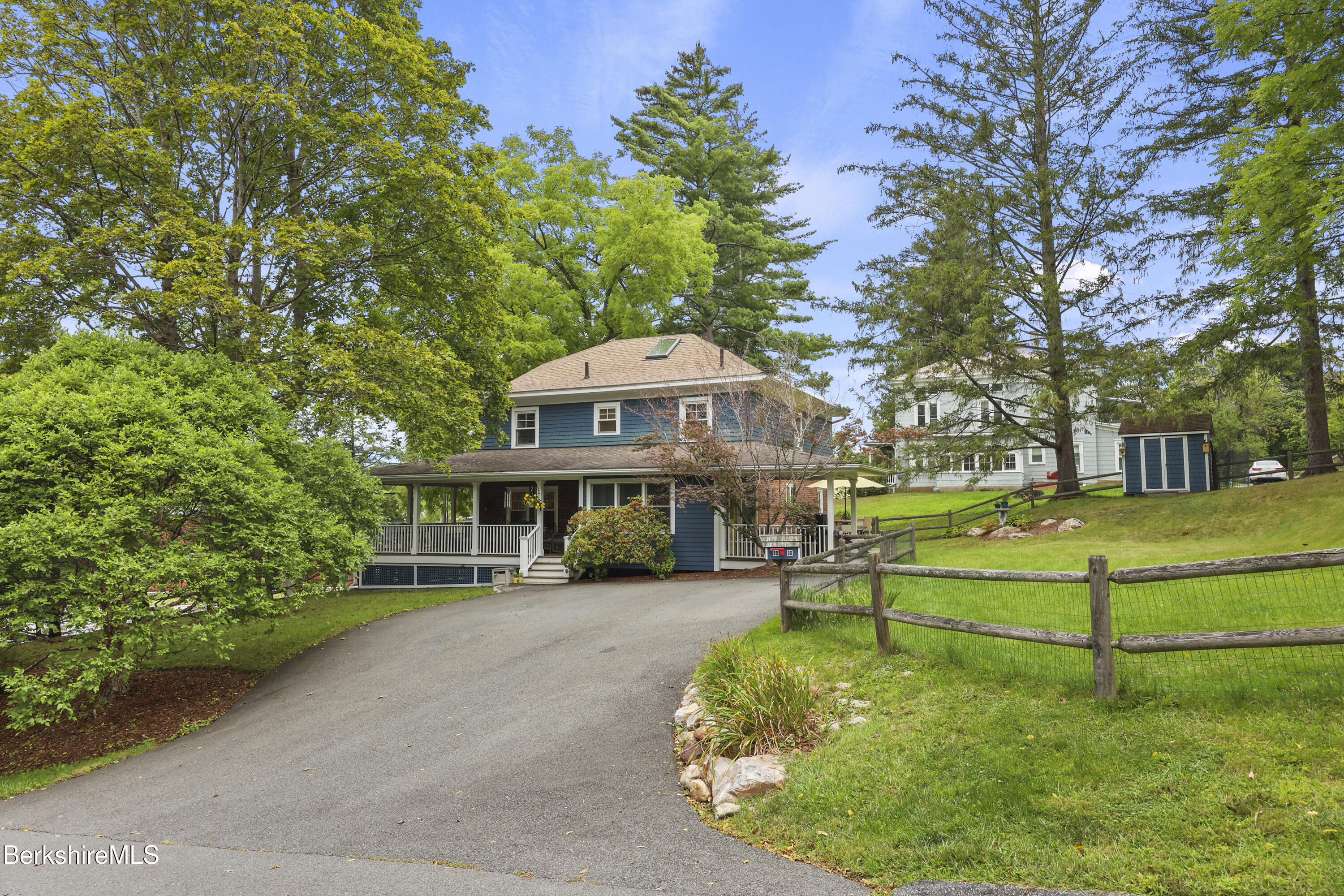 662 North Hoosac Road Williamstown, MA 01267 - Photo 3 of 55 20 Exterior Side