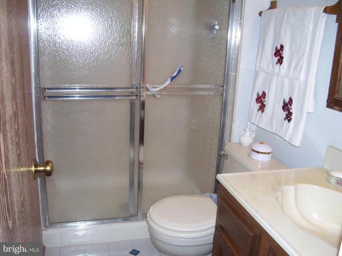82 Yew Road Essex, MD 21221 - Photo 14 of 30 Master Bath