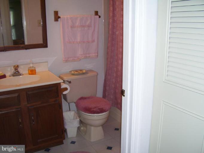 82 Yew Road Essex, MD 21221 - Photo 18 of 30 Bath #2
