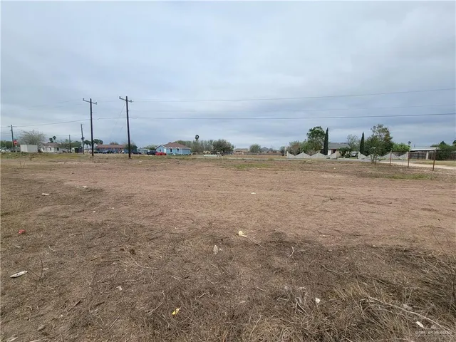 a view of ocean and city view