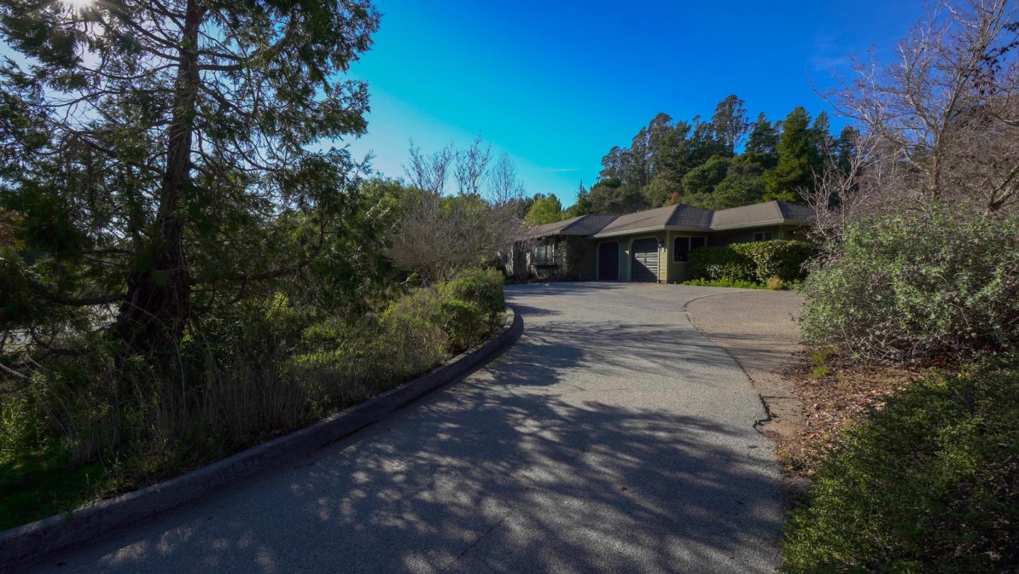 425 Meadow Road Aptos, CA 95003 - Photo 3 of 72 Gallery Image 3