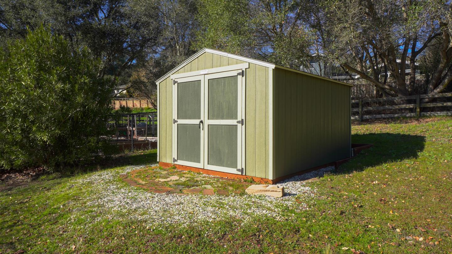 425 Meadow Road Aptos, CA 95003 - Photo 45 of 72 Gallery Image 45
