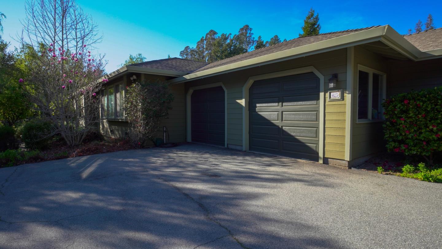 425 Meadow Road Aptos, CA 95003 - Photo 5 of 72 Gallery Image 5
