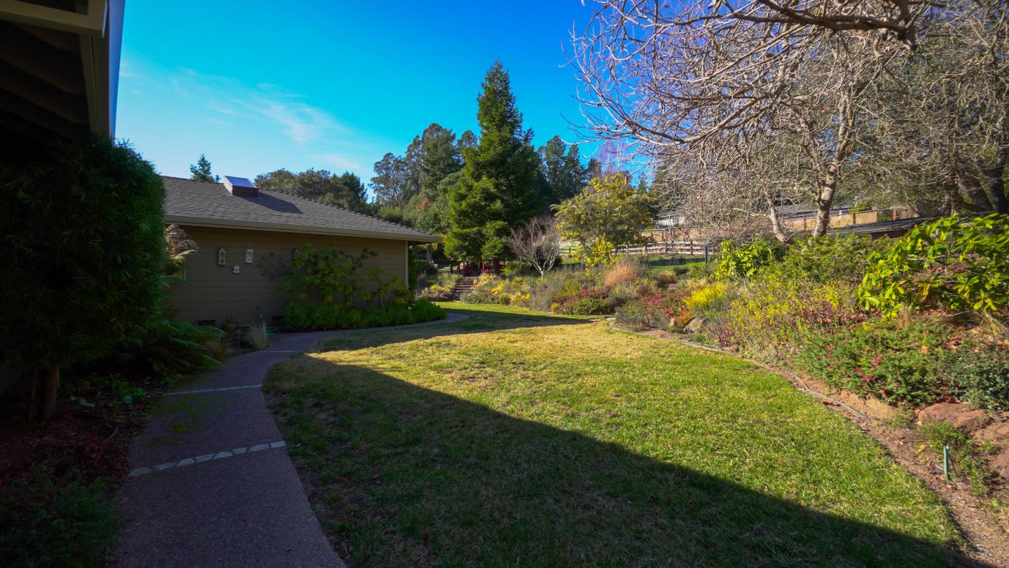 425 Meadow Road Aptos, CA 95003 - Photo 51 of 72 Gallery Image 51