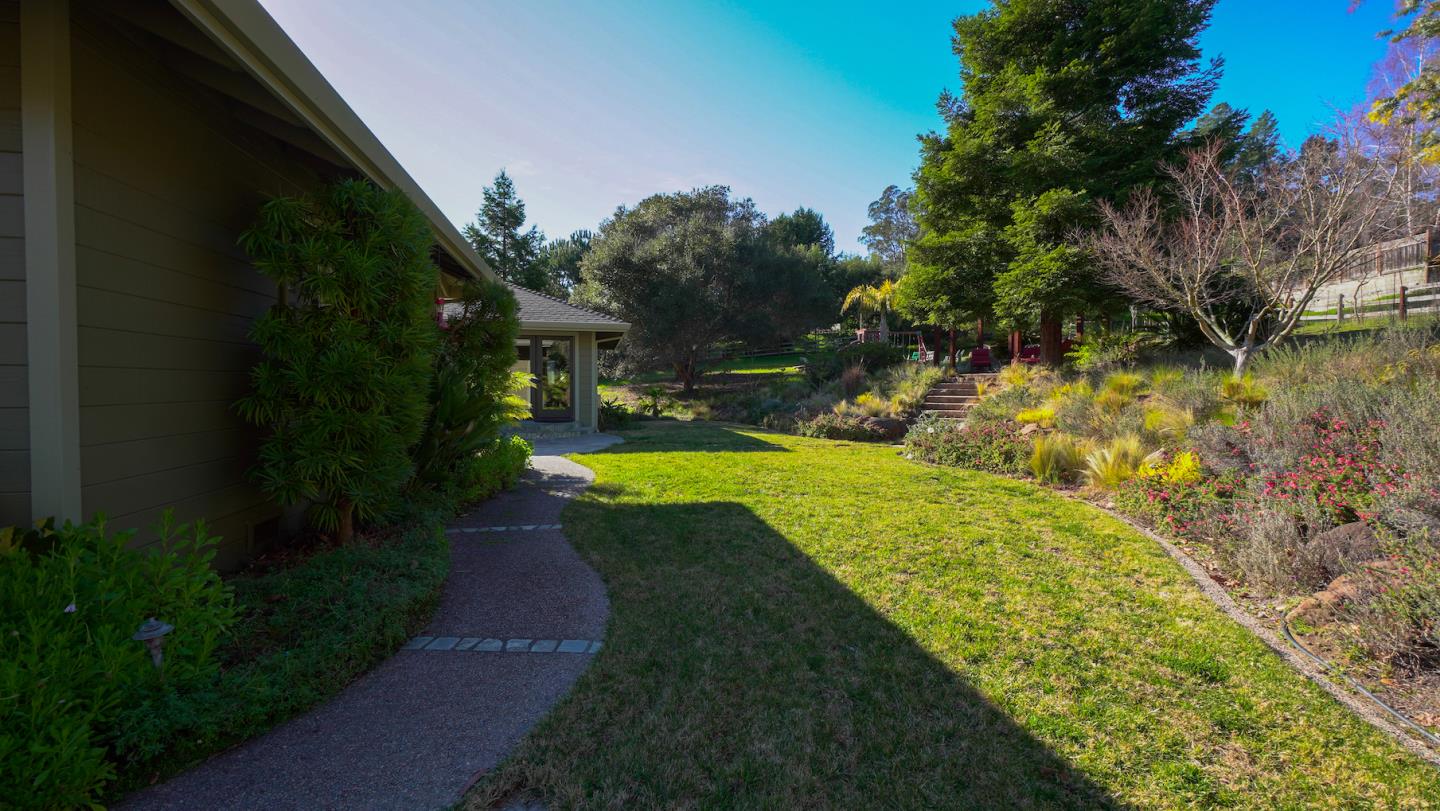 425 Meadow Road Aptos, CA 95003 - Photo 52 of 72 Gallery Image 52