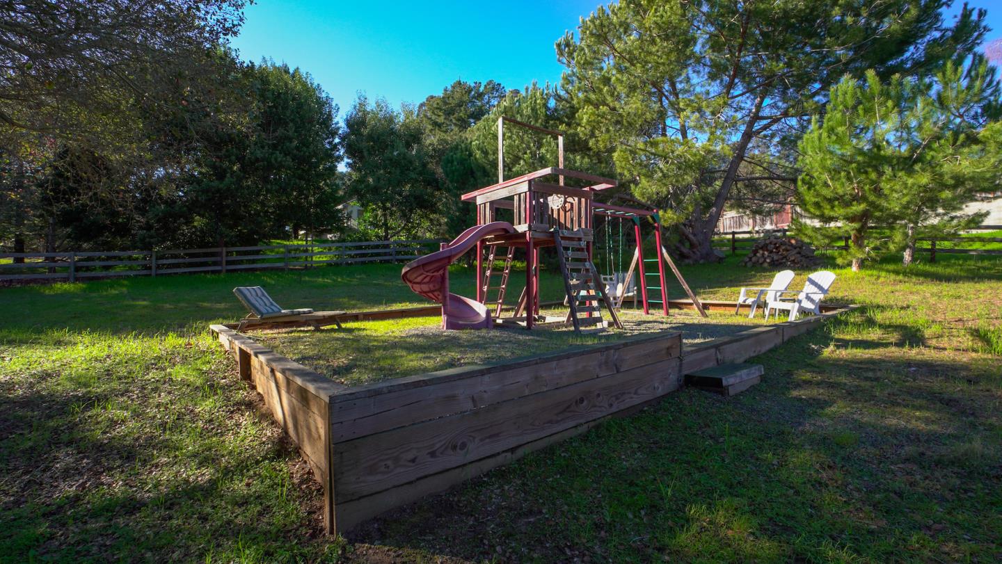 425 Meadow Road Aptos, CA 95003 - Photo 62 of 72 Gallery Image 62