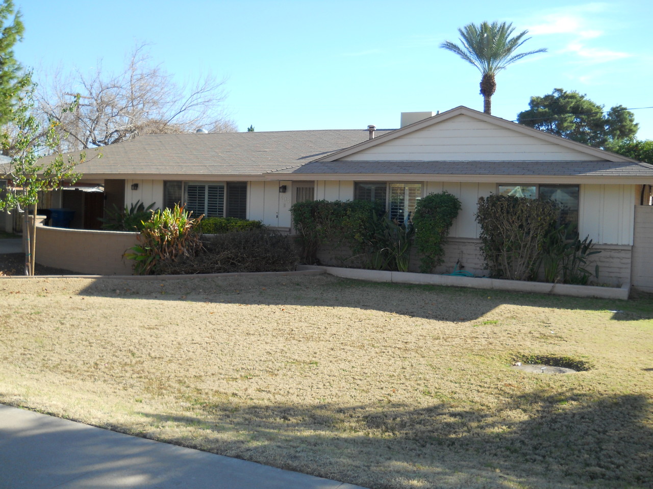 405 East Griswold Road Phoenix, AZ 85020 - Photo 1 of 12 Front w/ new courtyard