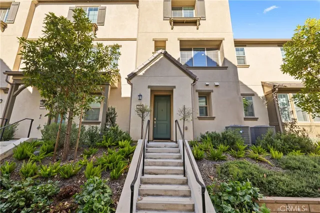 $649,900 | 2142 Emerald Grotto, Upland, CA 91786