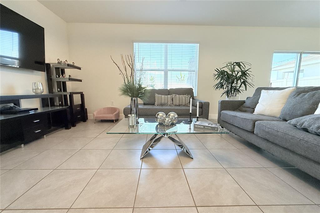8406 Hardy Bay Loop Wesley Chapel, FL 33545 - Photo 9 of 28