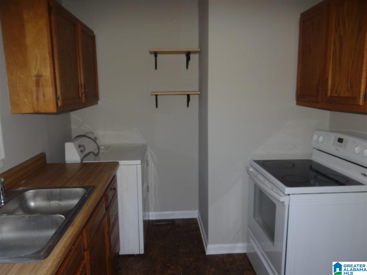 108 Raleigh Avenue Birmingham, AL 35209 - Photo 10 of 15