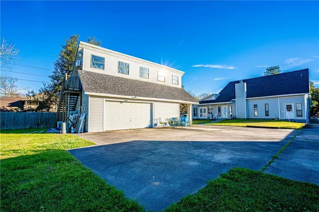 $479,000 | 21 Elmwood Court, Destrehan, LA 70047