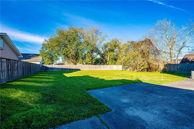 $479,000 | 21 Elmwood Court, Destrehan, LA 70047