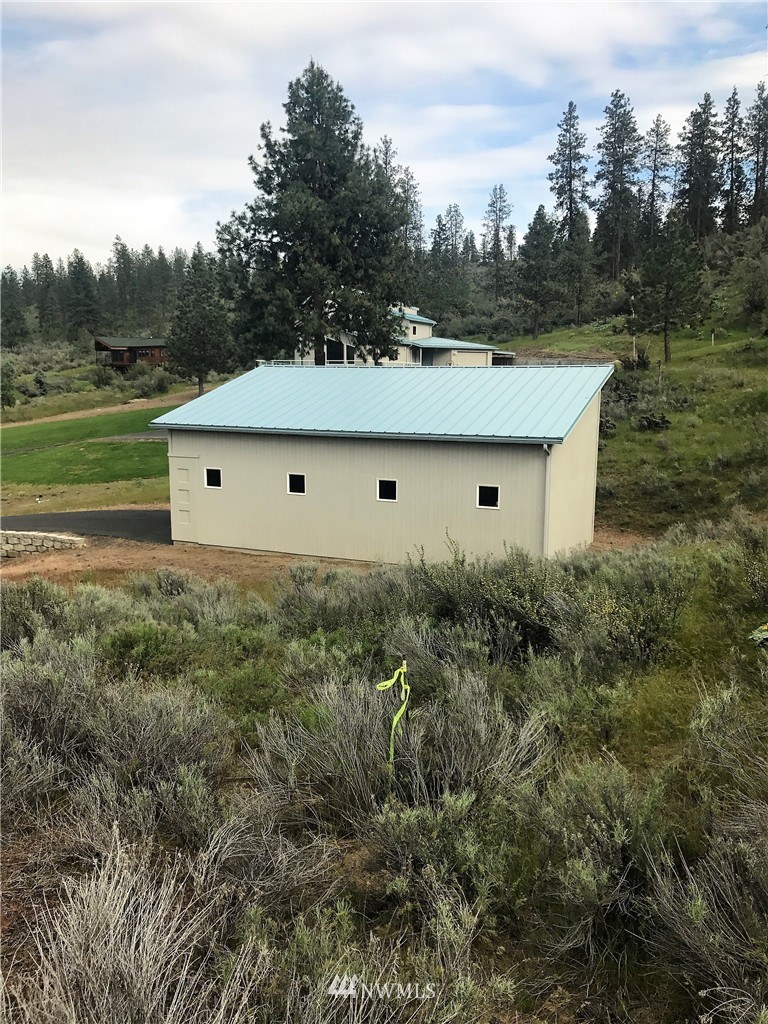 16540 Whitelaw Road East Wilbur, WA 99185 - Photo 8 of 13 Gallery Image 8