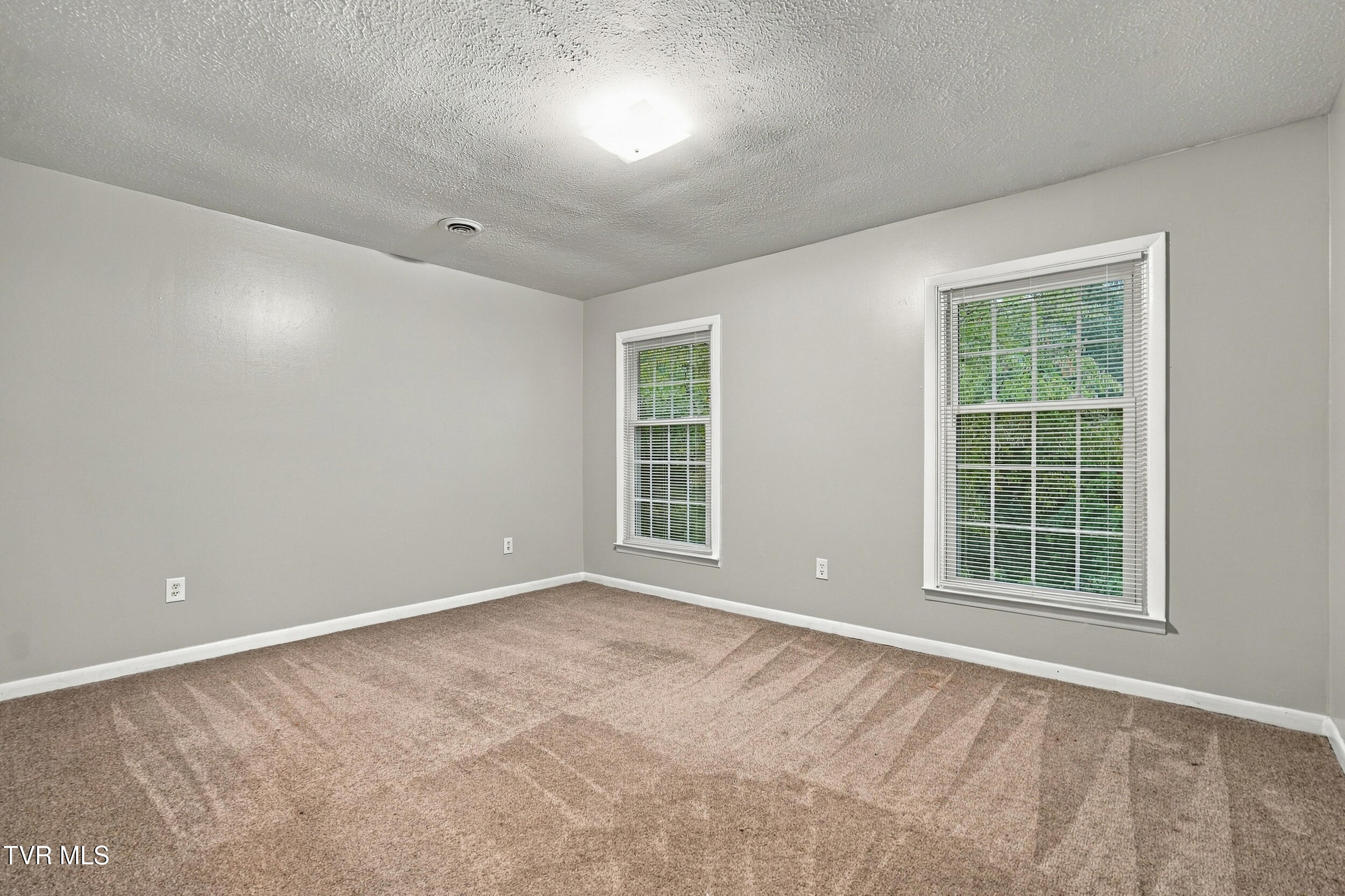 8412 Courtland Road Wise, VA 24293 - Photo 24 of 46 23_8412 courtland rd-29