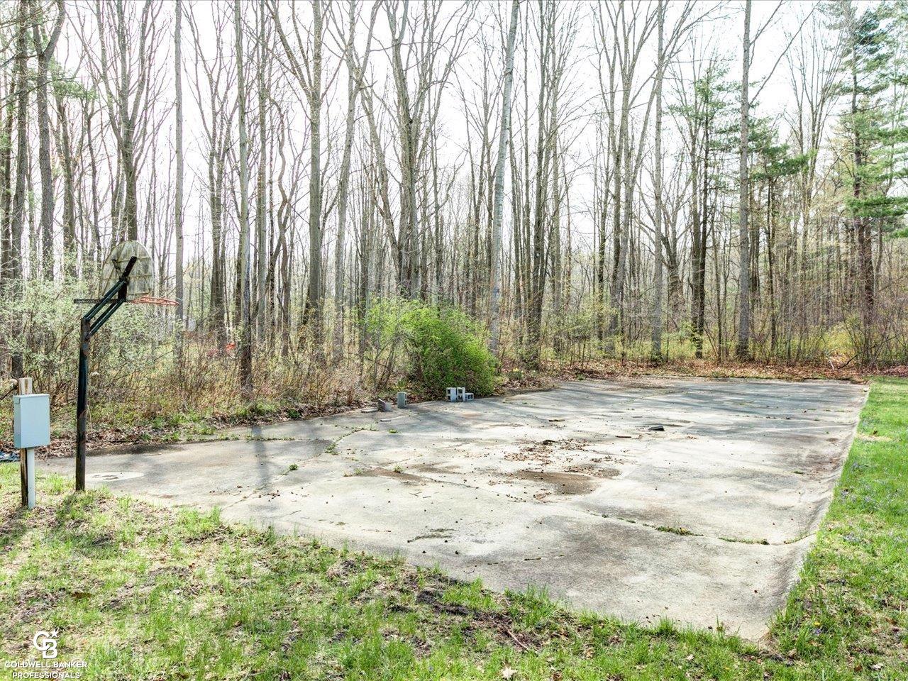 6569 Bryce Road North Street, MI 48049 - Photo 36 of 43
