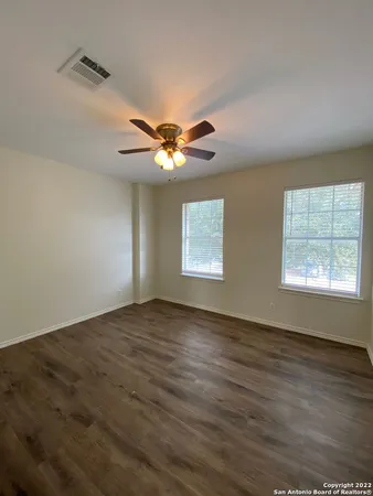 $1,950 | 373 Starling Creek, New Braunfels, TX 78130