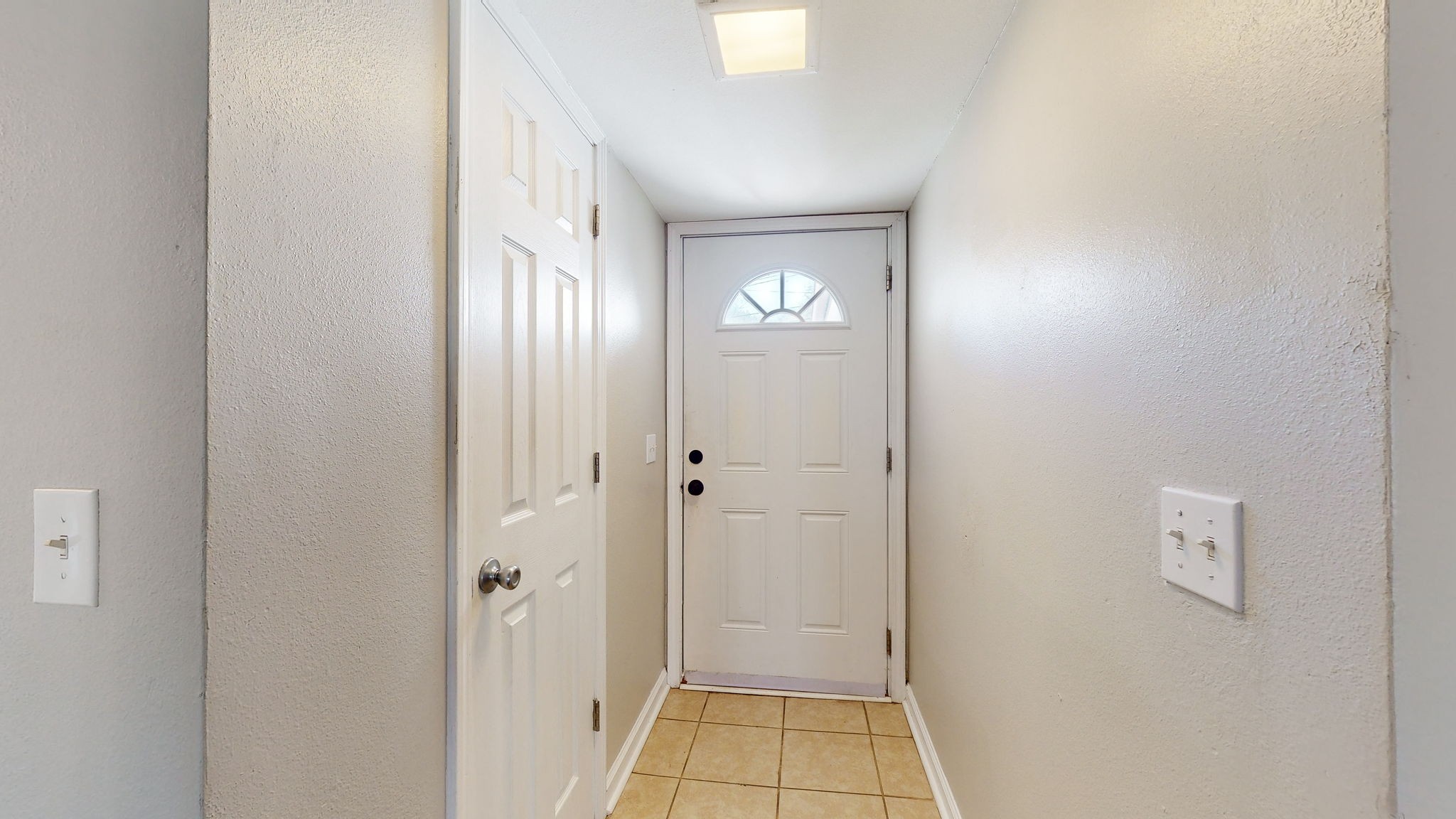 253 Warrior Road Madison, TN 37115 - Photo 6 of 43 a view of a hallway with wooden floor