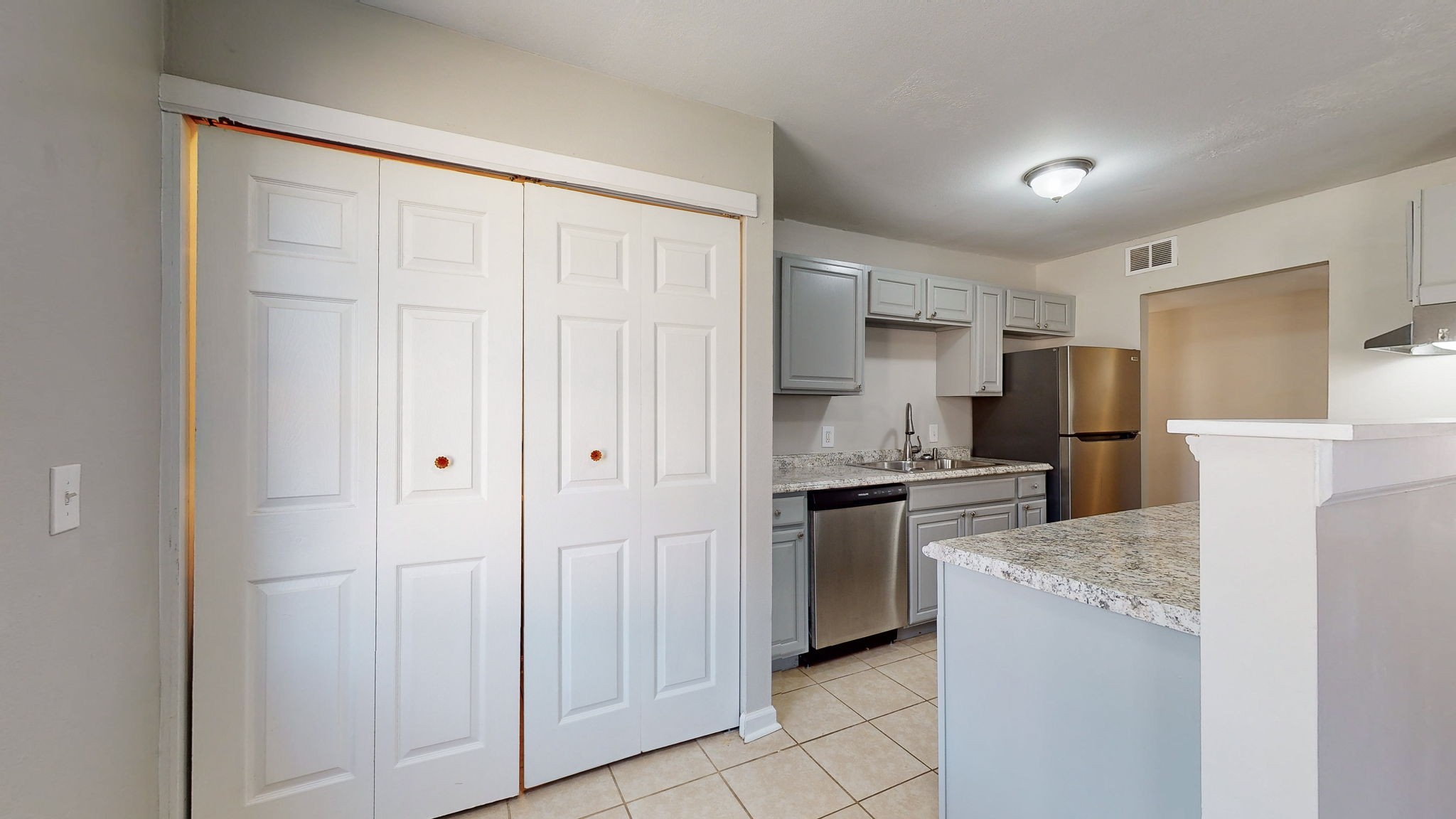 253 Warrior Road Madison, TN 37115 - Photo 10 of 43 a kitchen with a refrigerator sink and stove