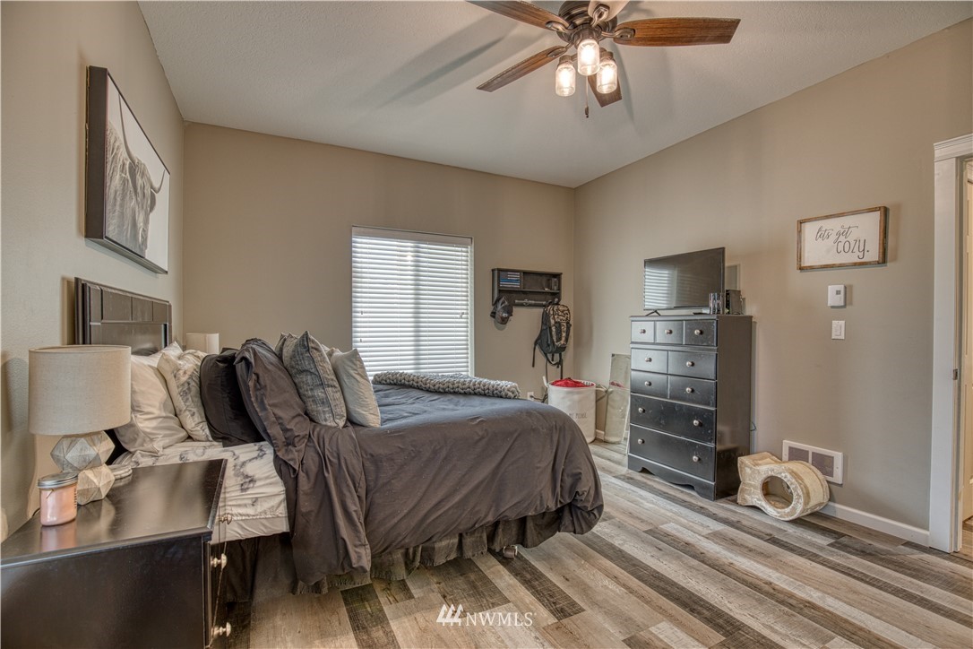 150 Benthein Road Elma, WA 98541 - Photo 13 of 34 Gallery Image 13