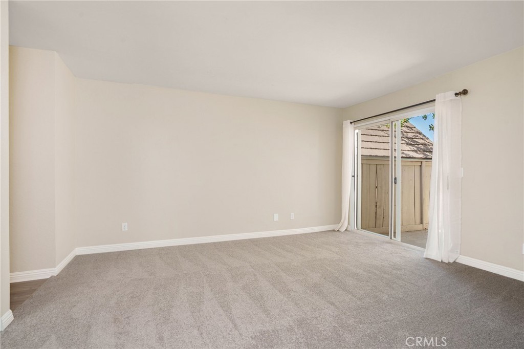 1934 Suntree Lane, Unit B Simi Valley, CA 93063 - Photo 22 of 35