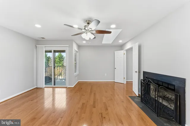 $225,000 | 13406 Shady Knoll Drive, Unit 13406, Silver Spring, MD 20904