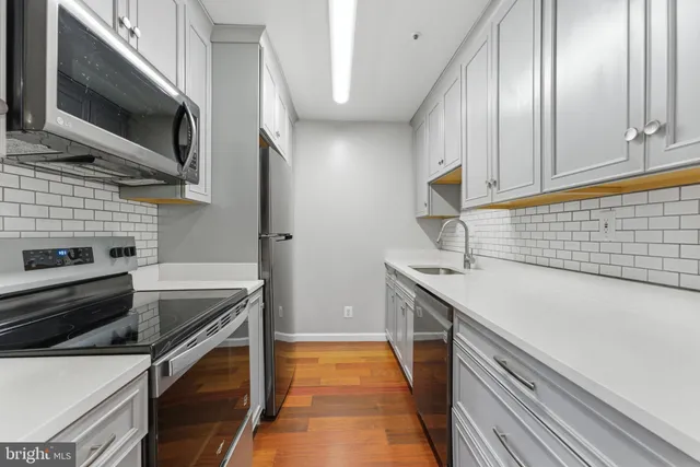 $225,000 | 13406 Shady Knoll Drive, Unit 13406, Silver Spring, MD 20904