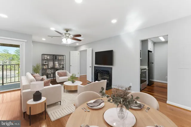 $225,000 | 13406 Shady Knoll Drive, Unit 13406, Silver Spring, MD 20904