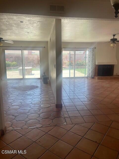 2243 Carver Court Simi Valley, CA 93063 - Photo 8 of 17