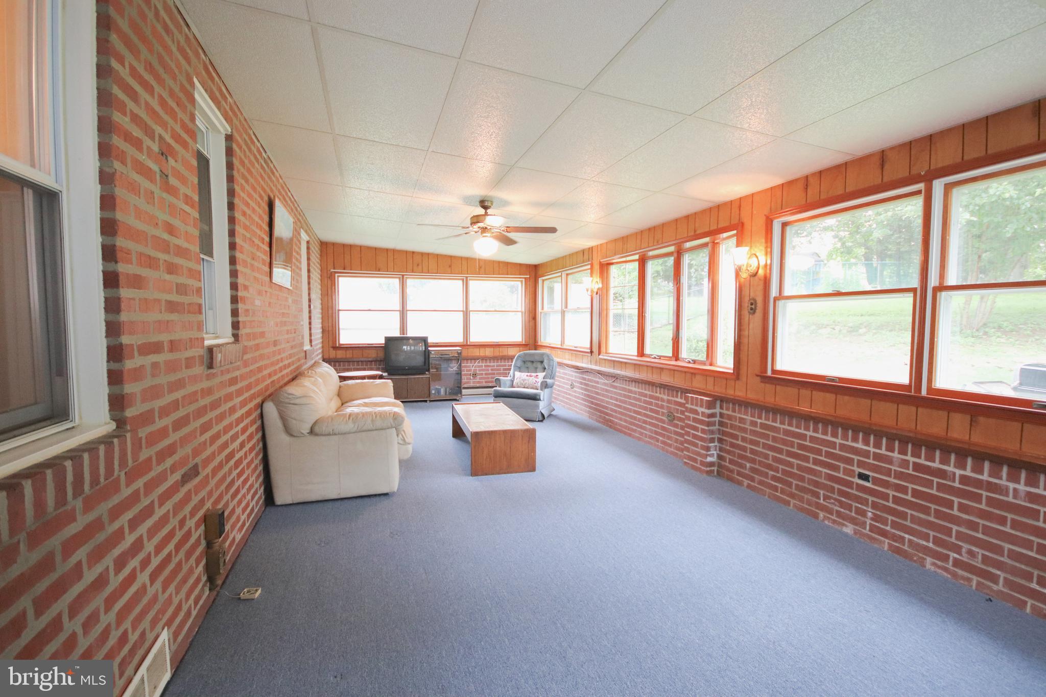 444 Granite Terrace Springfield, PA 19064 - Photo 12 of 24 Sunroom