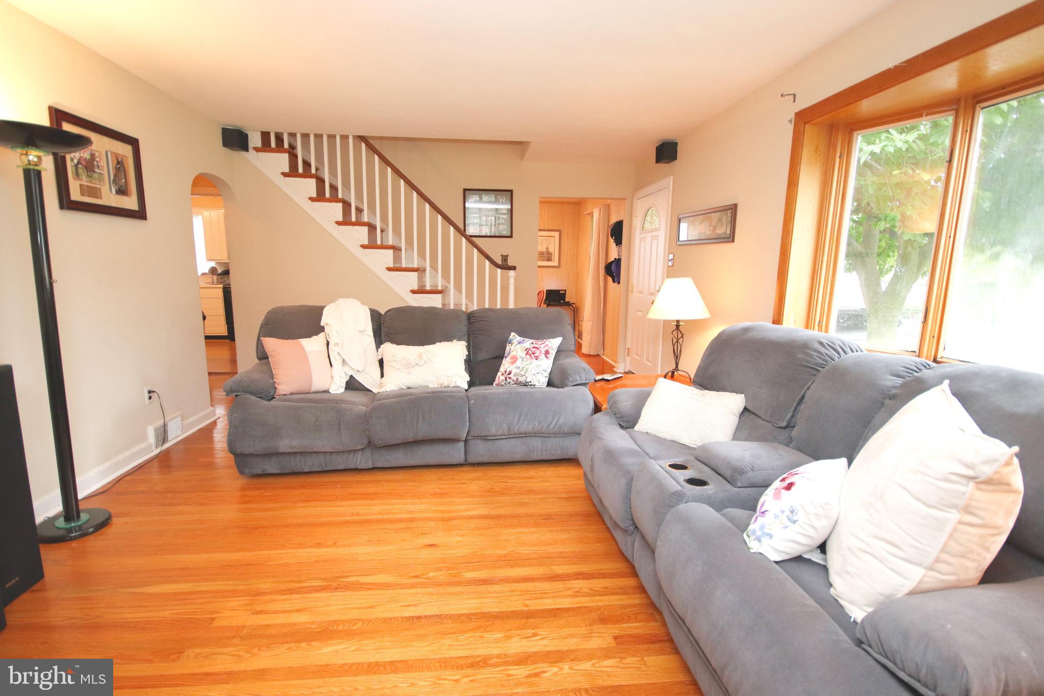 444 Granite Terrace Springfield, PA 19064 - Photo 4 of 24 Gallery Image 4