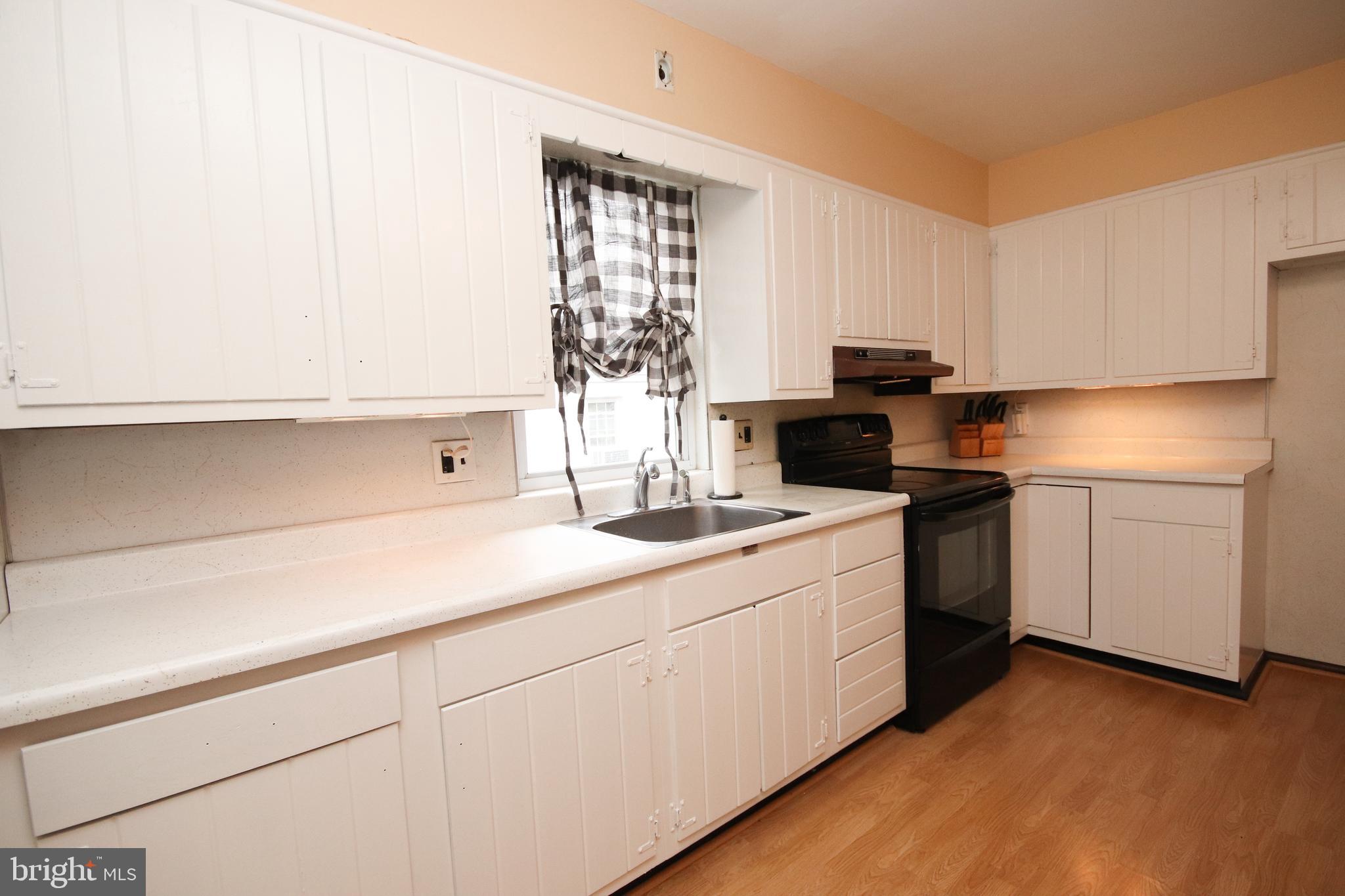 444 Granite Terrace Springfield, PA 19064 - Photo 6 of 24 Gallery Image 6