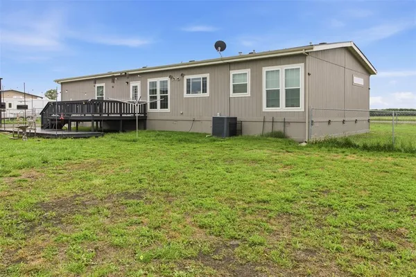 $399,900 | 9013 County Road 1143, Celeste, TX 75423