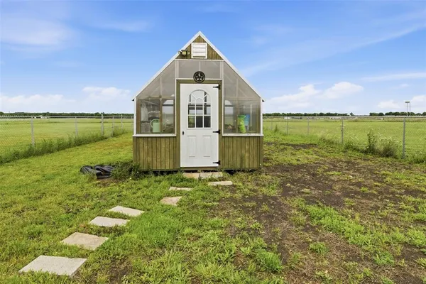 $399,900 | 9013 County Road 1143, Celeste, TX 75423