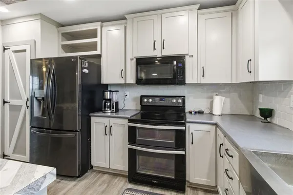 $399,900 | 9013 County Road 1143, Celeste, TX 75423