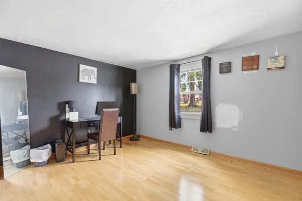 $650,000 | 10 Wapping Road, Kingston, MA 02364