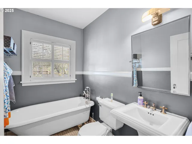 $999,000 | 2532 Northeast 49th Avenue, Portland, OR 97213