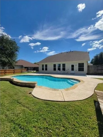 $2,850 | 107 Redwood Lane, Terrell, TX 75160