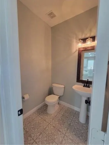 $2,850 | 107 Redwood Lane, Terrell, TX 75160