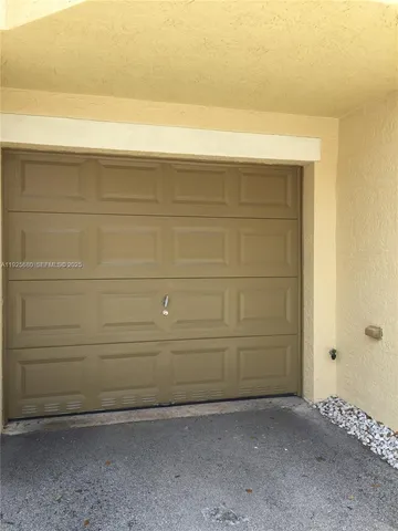 $3,550 | 8940 Northeast 8th Avenue, Unit 1205, Miami, FL 33138